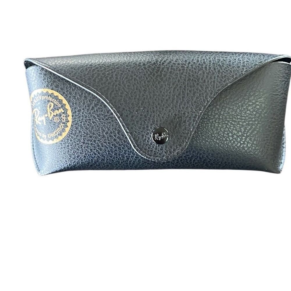Ray-Ban glass case